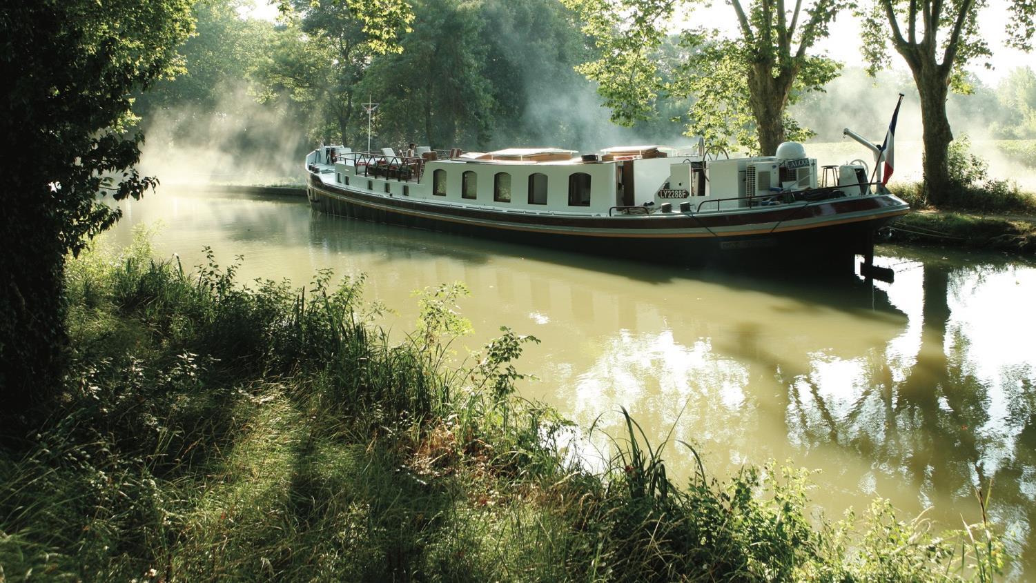 Круизы на баржах Belmond