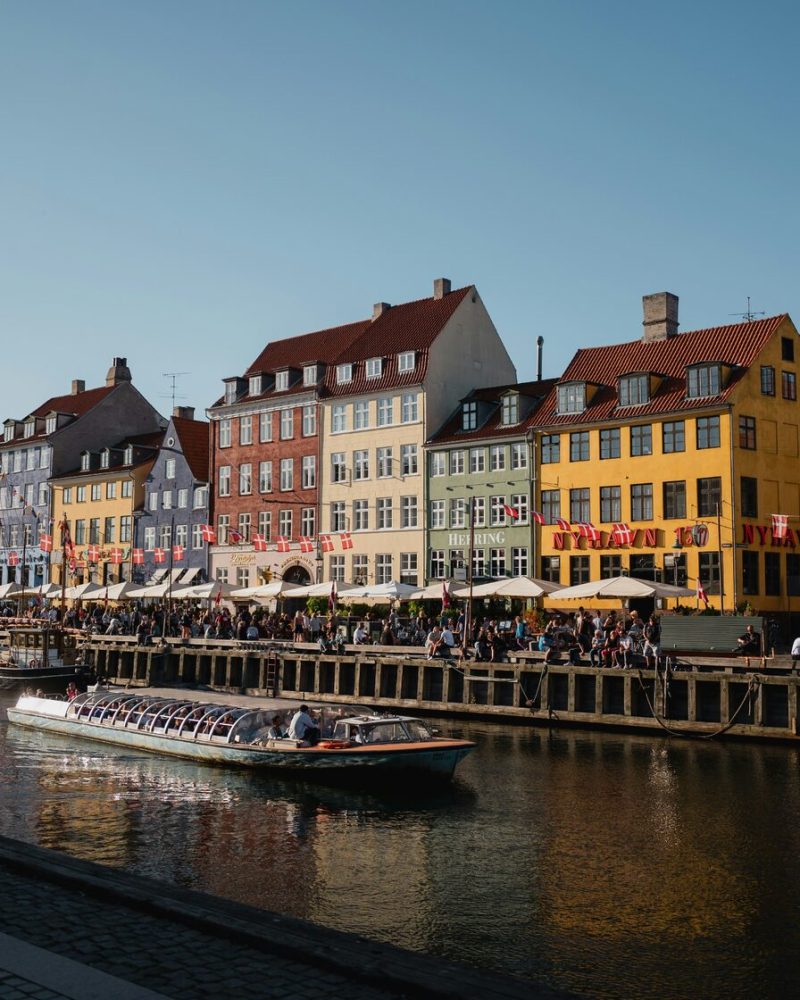 Canal Cruise